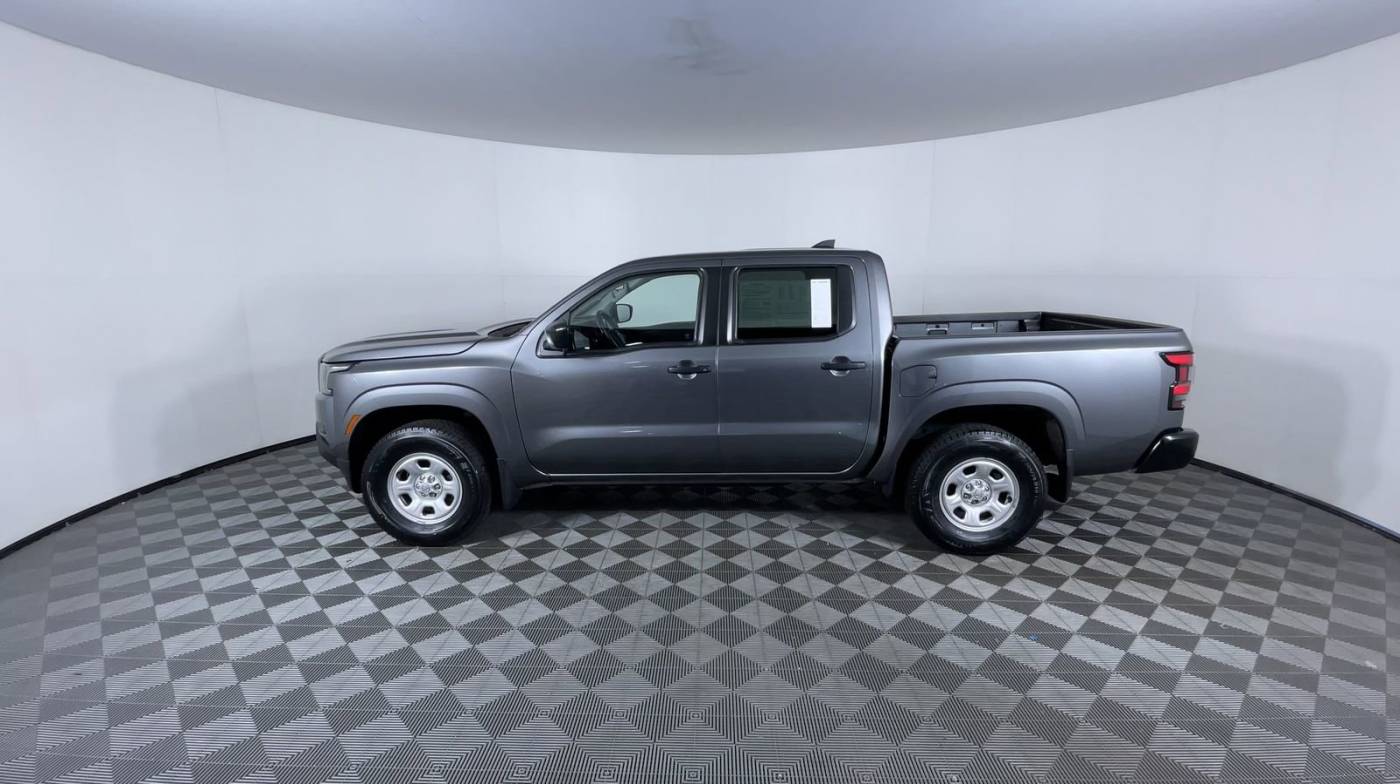 2022 nissan frontier s