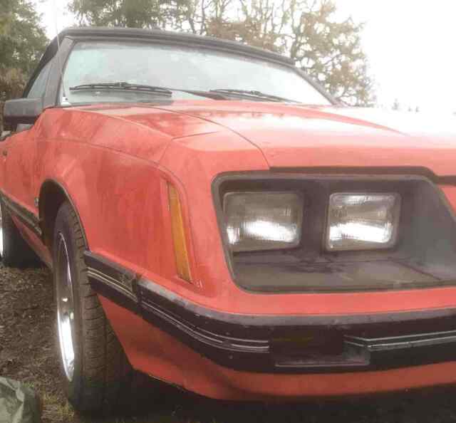 1983 ford mustang convertible red