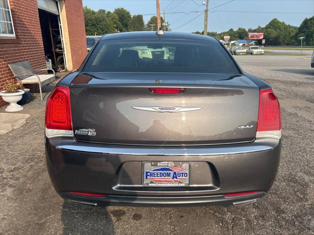 2020 chrysler 300 limited