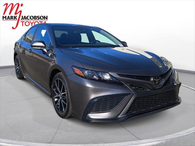 2024 toyota camry se