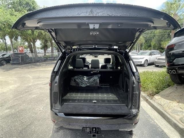 2023 land rover discovery p360 hse r-dynamic