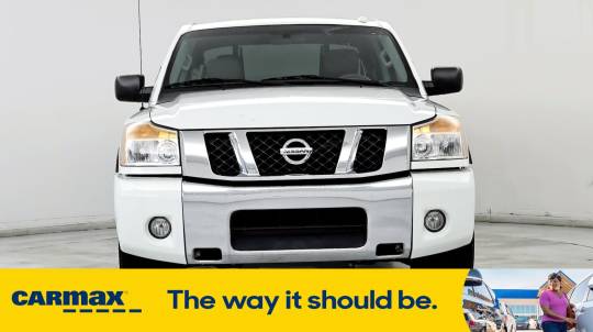 2015 Nissan Titan