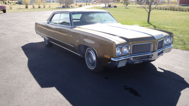1970 oldsmobile 98 show winner!!!