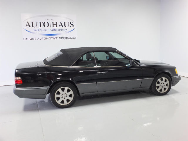 1994 mercedes e320 convertible - runs/drives. mechanic's special! no reserve!