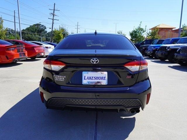 2022 toyota corolla se