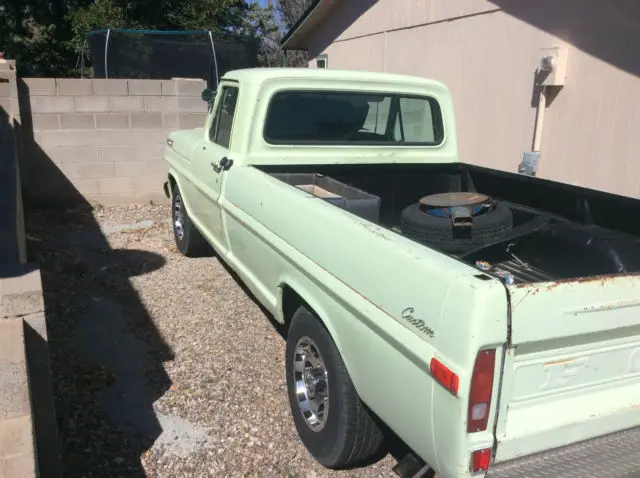 1972 ford f250 longbed with 360 and automatic