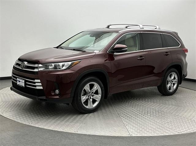 2017 toyota highlander limited