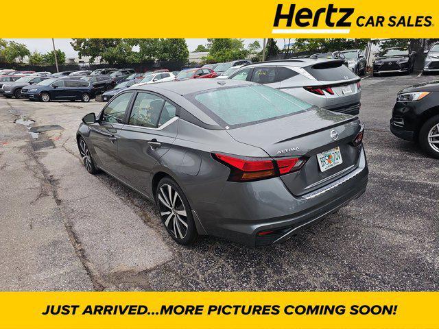 2022 nissan altima sr fwd