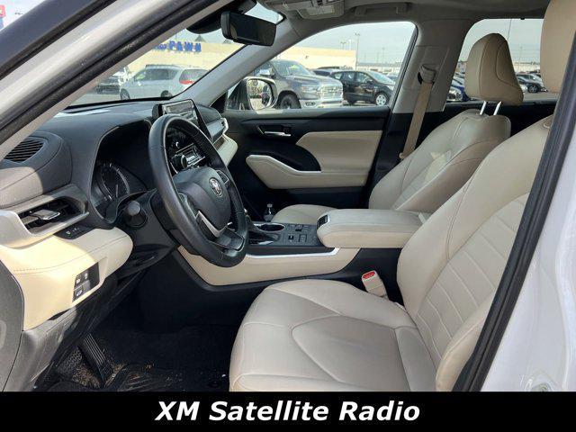 2023 toyota highlander xle