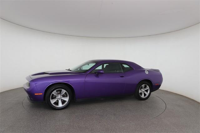 2018 dodge challenger sxt
