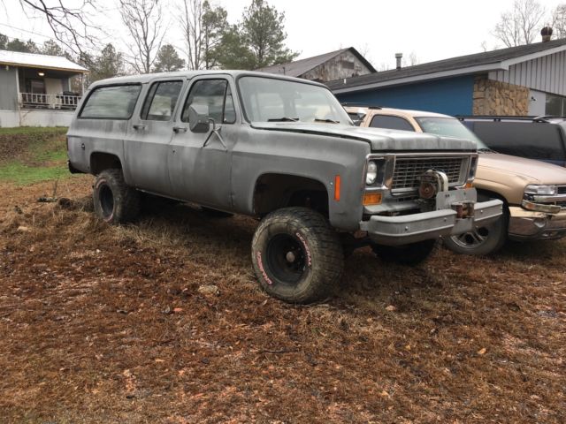 1974 chevy k10 suburban 4x4