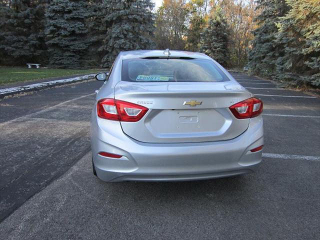 2017 chevrolet cruze lt