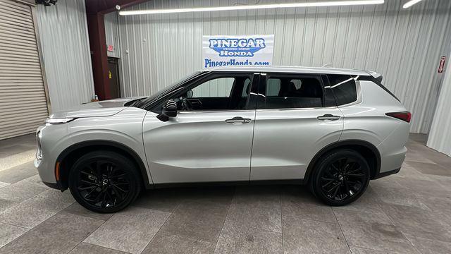 2022 mitsubishi outlander black edition s-awc