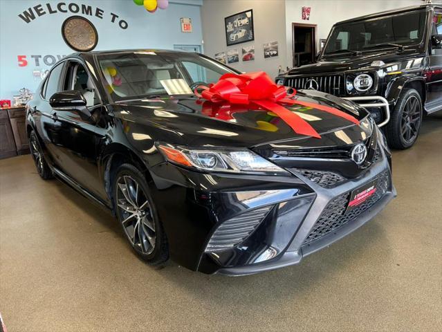 2018 toyota camry se