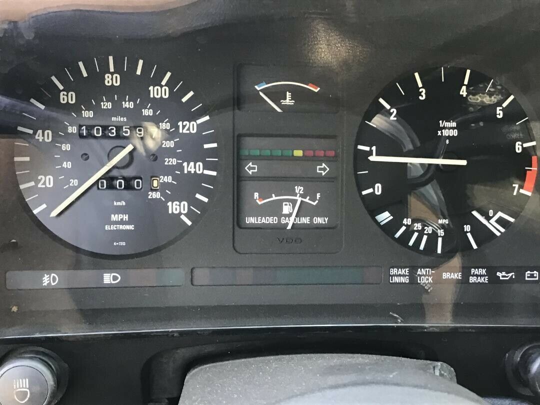 1985 bmw 635csi coupe (e24)