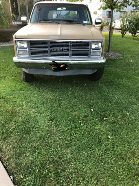 1985 gmc suburban k2500