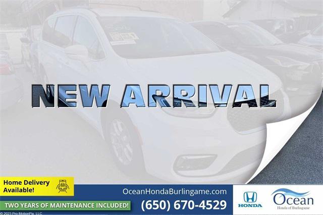 2022 chrysler pacifica touring l