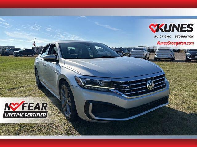 2020 volkswagen passat 2.0t r-line