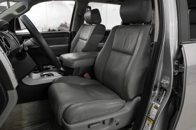 2008 toyota sequoia sr5