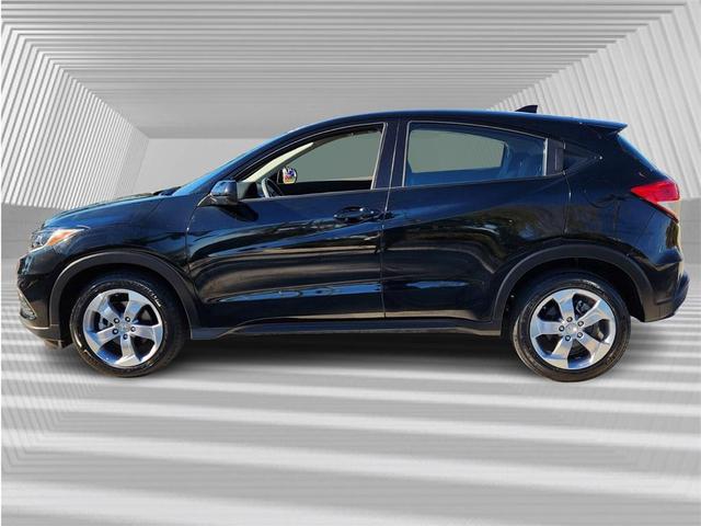 2022 honda hr-v lx
