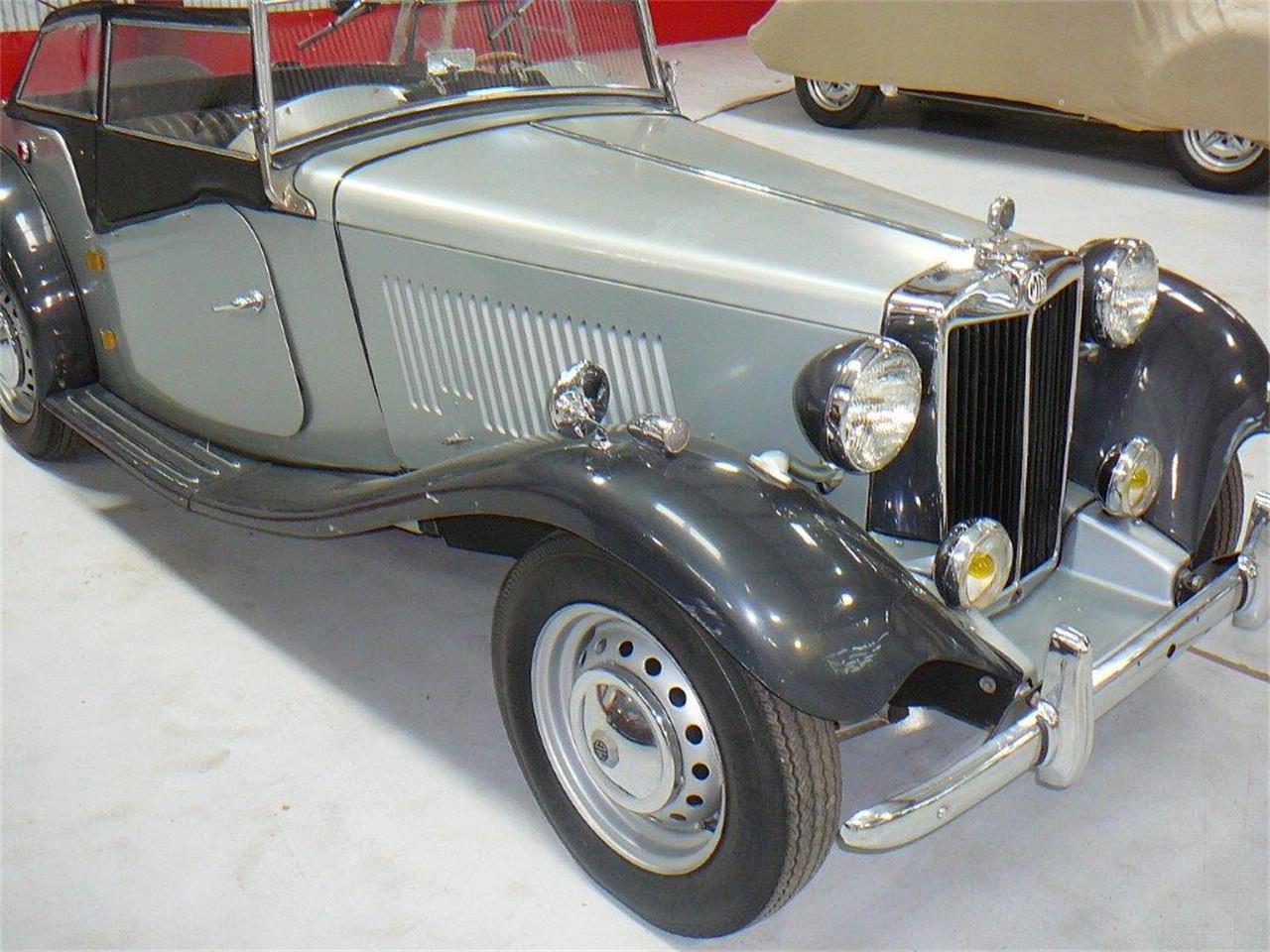 1952 mg td