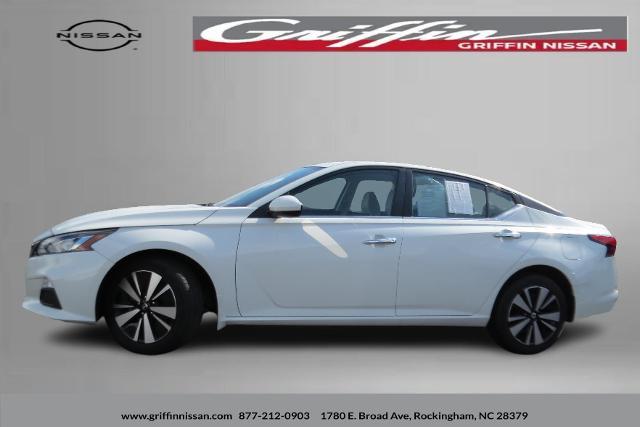 2021 nissan altima 2.5 sv