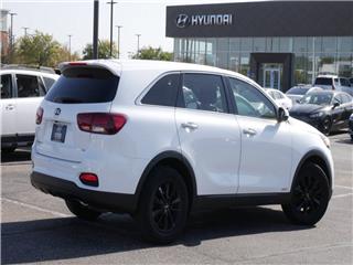 2019 Kia Sorento lx v6