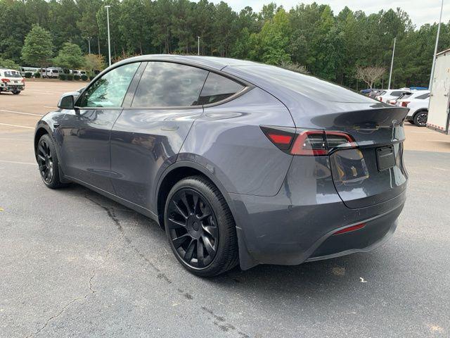 2023 tesla model y rwd