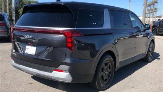 2025 Kia Carnival lxs