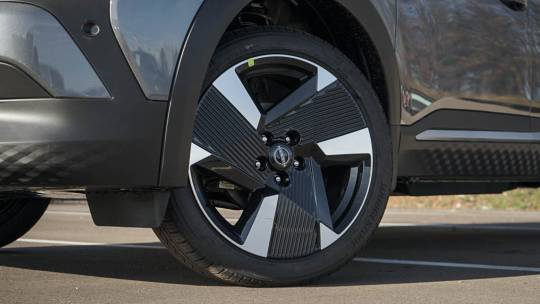 2025 Nissan Kicks