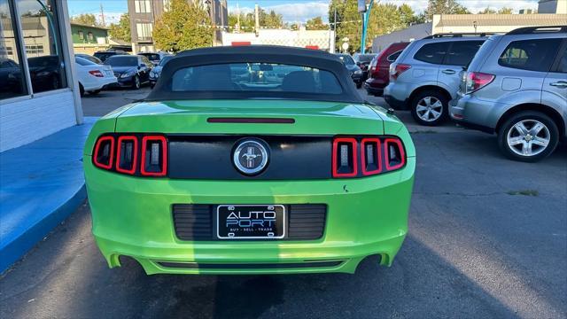 2013 ford mustang v6