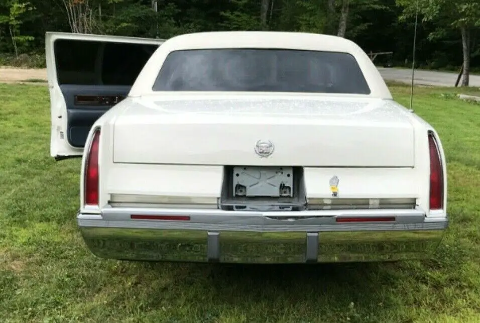 no reserve auction - last highest bidder wins car!