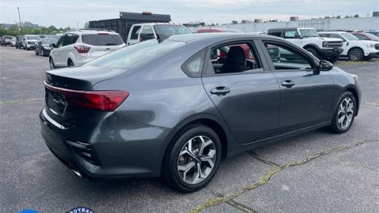 2021 kia forte lxs