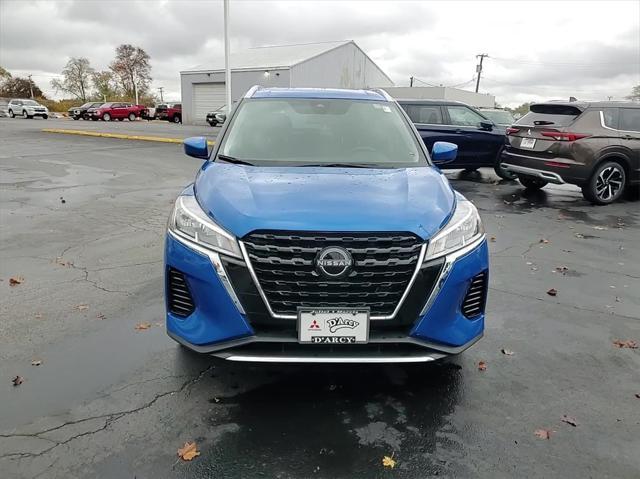 2022 nissan kicks sv