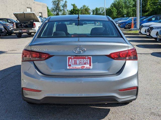 2021 hyundai accent se