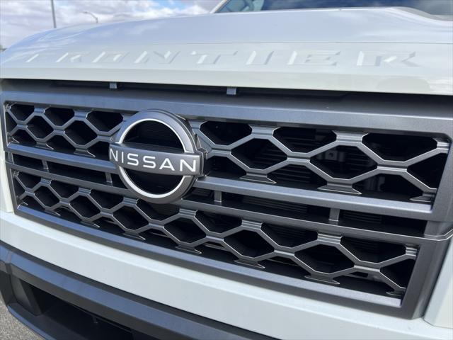 2023 nissan frontier sv
