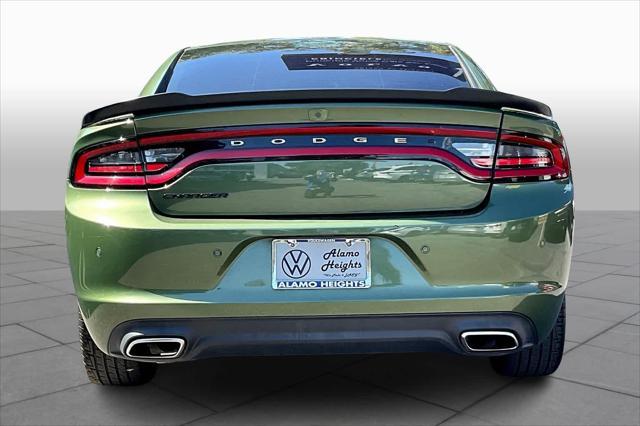 2019 dodge charger sxt