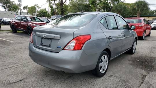 2014 nissan versa