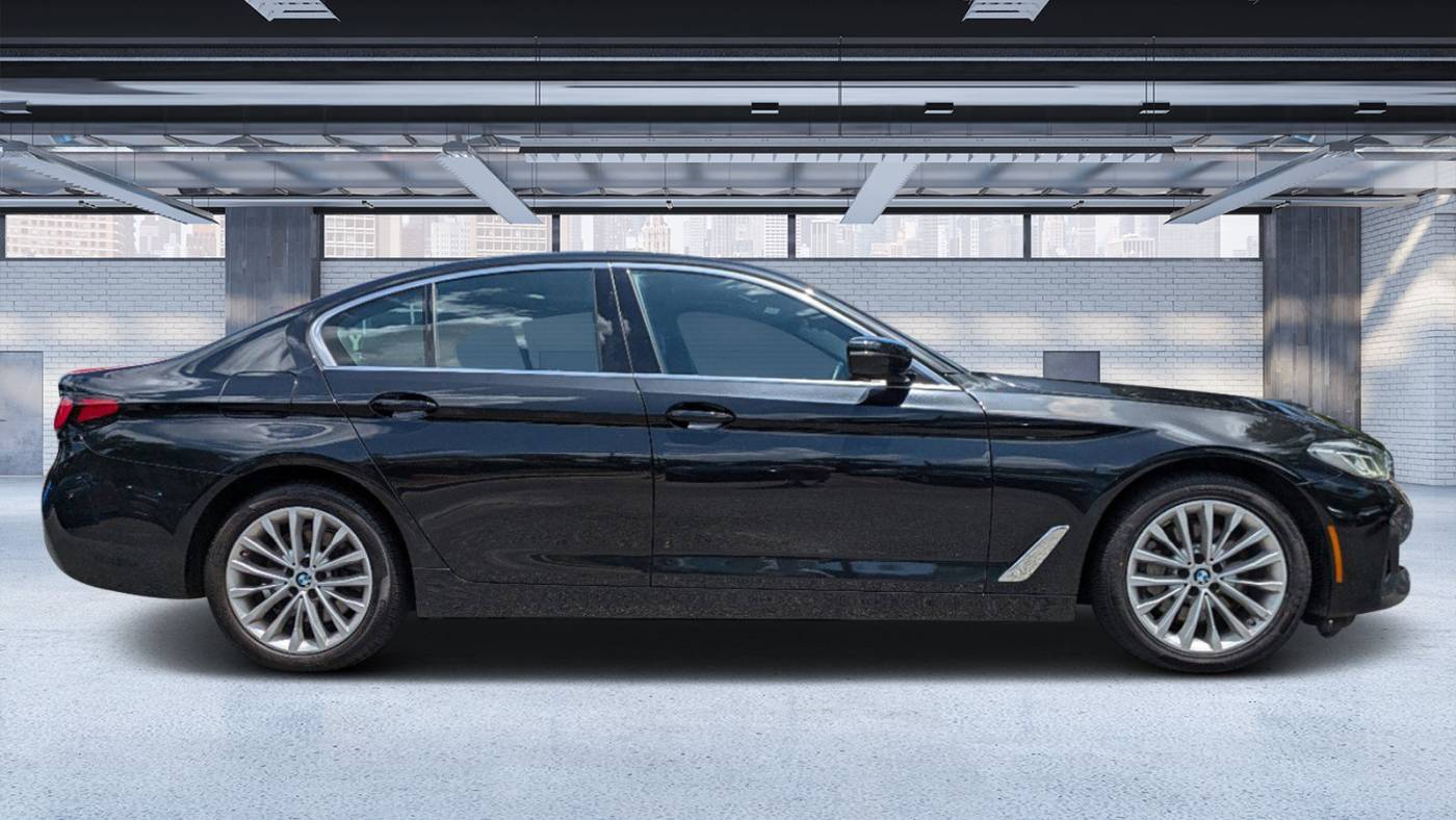 2022 bmw 5 series 530i