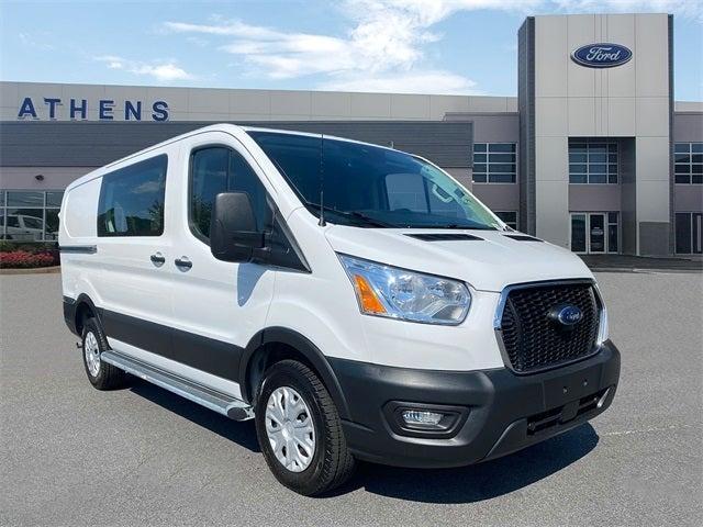 2022 ford transit-250 base