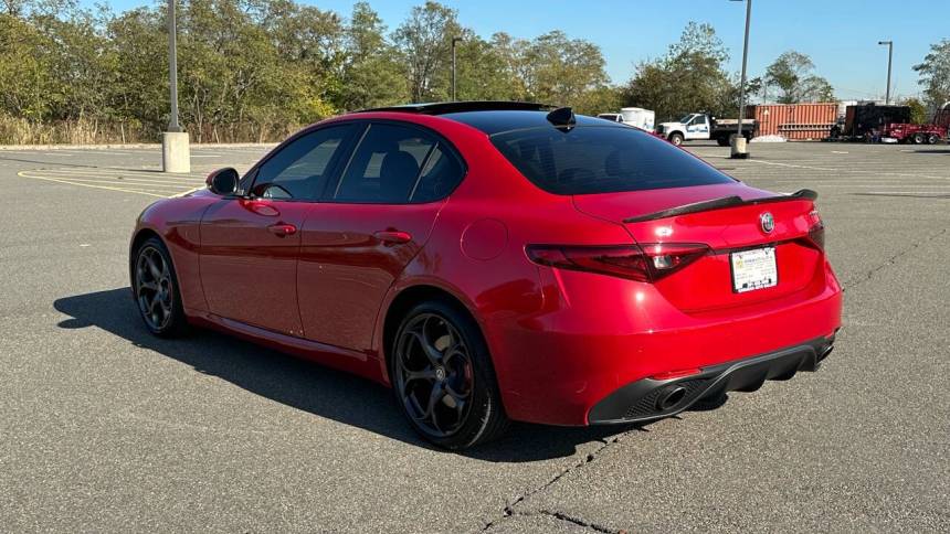2017 alfa romeo giulia ti