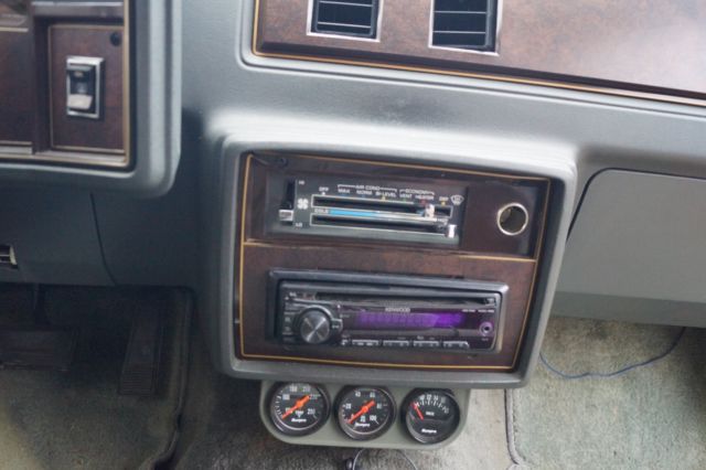 1983 cheverolet malibu wagon 2 owner