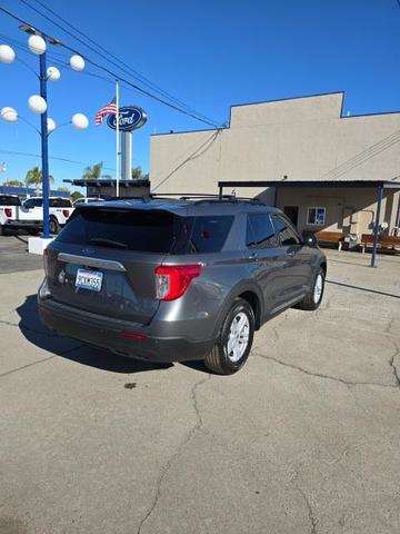 2022 ford explorer xlt