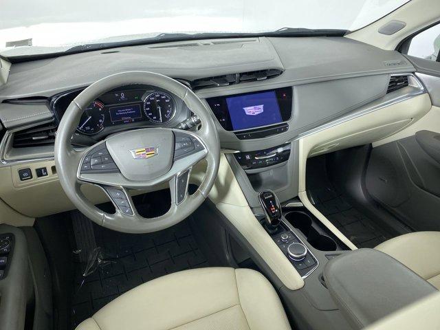 2022 cadillac xt5 awd premium luxury