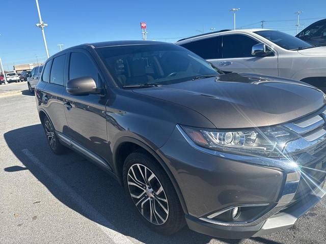 2016 mitsubishi outlander se