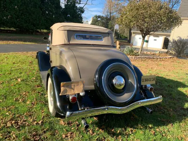 antique 1933 deluxe ford roadster.customized