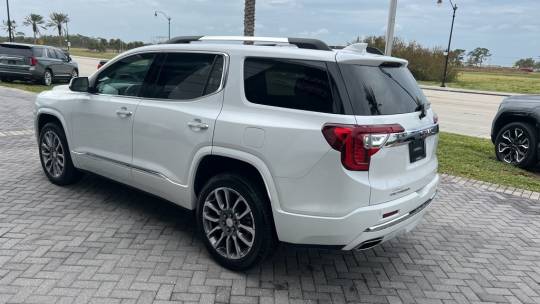 2022 GMC Acadia