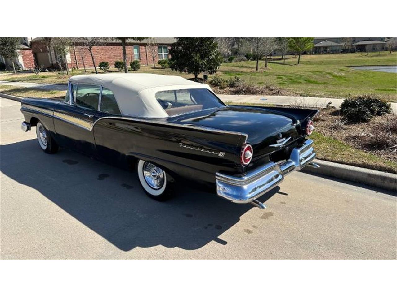 1957 ford fairlane 500