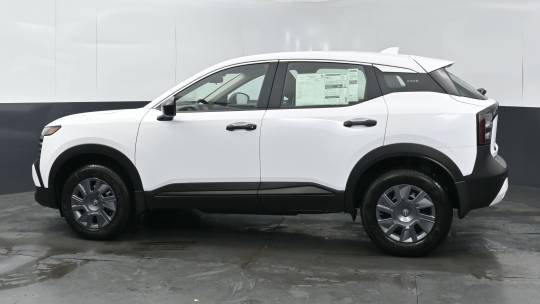2025 Nissan Kicks