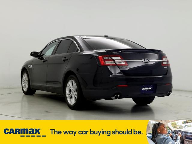 2017 ford taurus sel